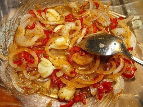 Чесночные куриные крылышки