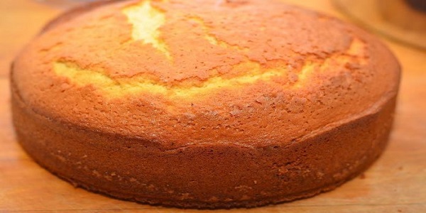 Очень быстрый бисквит на кефире