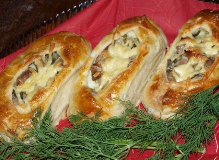 ВКУСНЫЕ И СЫТНЫЕ ЛОДОЧКИ ИЗ СЛОЕНОГО ТЕСТА