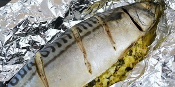 Для любителей полакомиться: скумбрия, запеченная в фольге