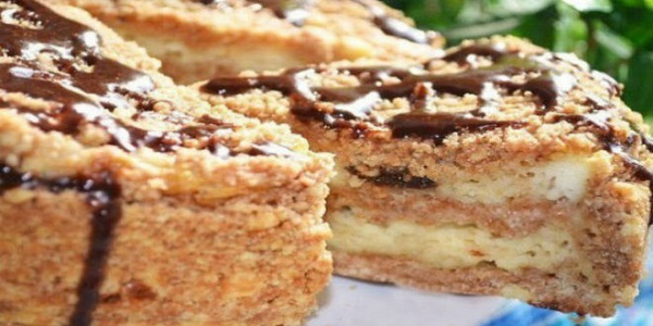 Пирог с творогом и черносливом: фигура на месте, желудок доволен!