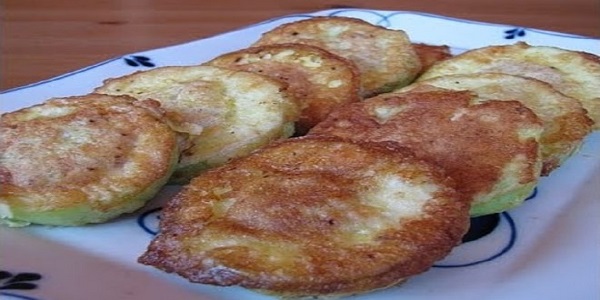Замечательные кабачки с мясом в кляре: всего 15 минут — и любимое блюдо готово!
