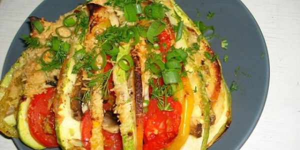 Запеченные овощи с куриной грудкой никого не оставят равнодушным!