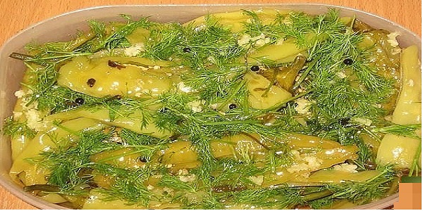 Цицак — острая закуска из перцев