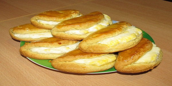 Любимая выпечка детства — сочники с творогом!