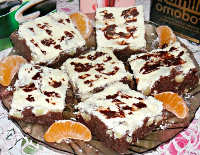 Очень вкусные шоколадно-творожные пирожные. Гениально просто!