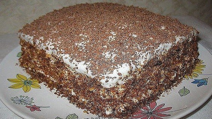 Рецепт быстрого торта давно в моей семье. Несмотря на то, что он быстро готовится — он очень вкусный!