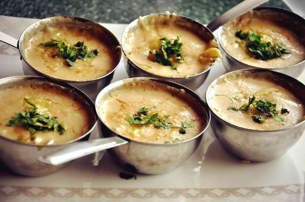 Нежный жульен из шампиньонов с сырной корочкой — пальчики оближешь!