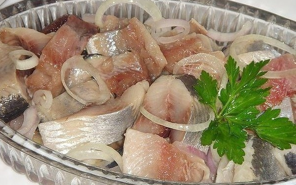 Лучшие маринады для селедки. Пальчики свои оближешь, настолько вкусно!