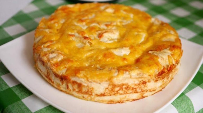 Быстрый сочный пирог с мясом, для которого не нужно тесто