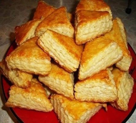 Замечательный рецепт на каждый день: печенье на кефире