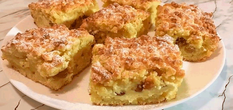 Изумительный песочный пирог с творогом: необыкновенно вкусный!