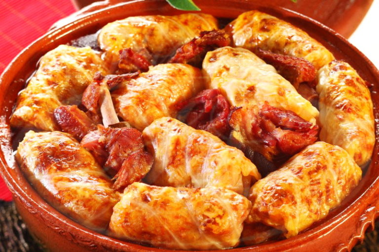 Голубцы по-румынски: в 3 раза вкуснее наших. Записывайте рецепт