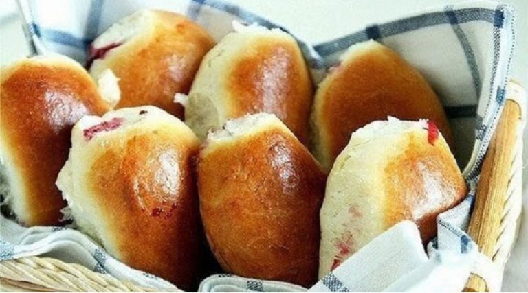 Пышные пирожки за пару минут. Попробуйте, понравится