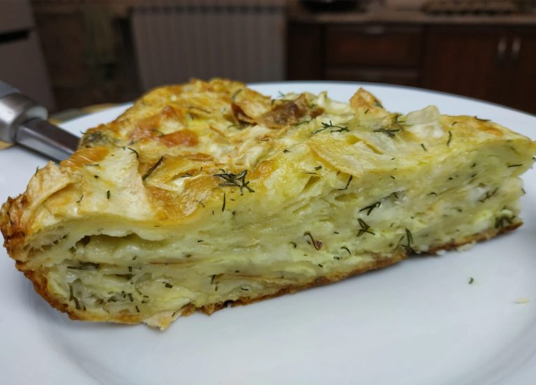 Пирог из лаваша с сыром, просто объедение!