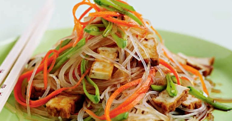 5 невероятно вкусных рецептов с рисовой лапшой