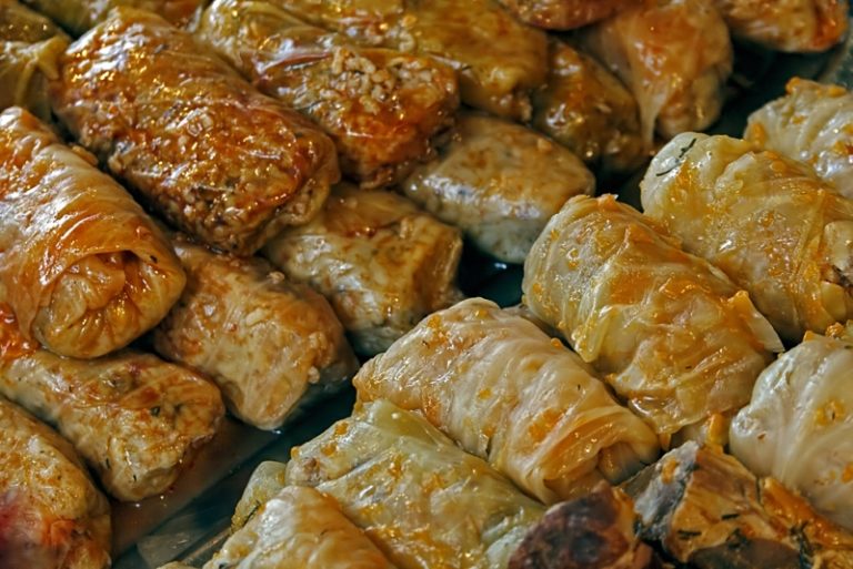 Голубцы по-румынски: вот как сделать привычное блюдо идеальным