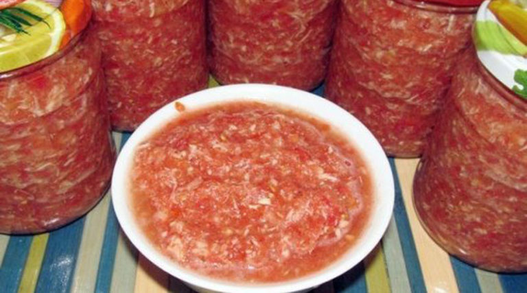 Хреновина классическая: Передает блюдам особый вкус и аромат