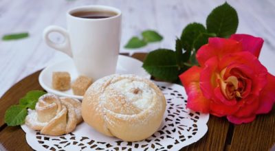 Булочки «Чайная роза»: домашняя уютная выпечка