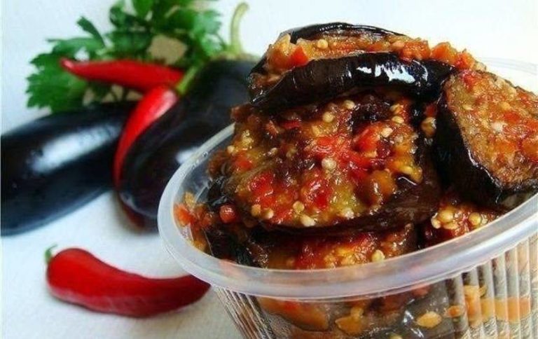 Острый пикантный салат на зиму «Манжо» (готовим на зиму)
