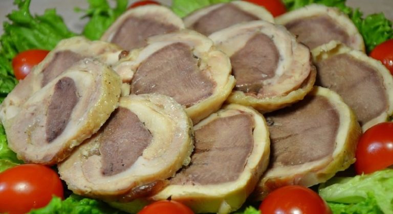 Вкуснейший рулет с языком. Аппетитная эффектная закуска