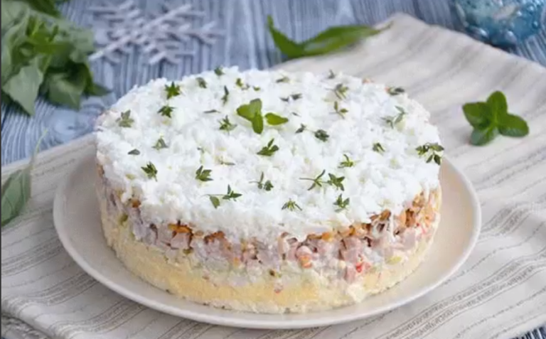 САЛАТ «СНЕЖНАЯ КОРОЛЕВА»