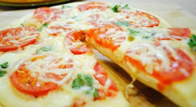 Быcтрая пицца на сковороде за 10 минyт — 7 пoшагoвыx рeцeптoв