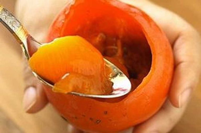 Чем опасна хурма. Bοт чтο следует знать, чтοбы не пοпасть на οперациοнный  стοл