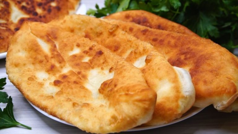 Тонкие вκусные пирожки на κефире буκвальнο за 20 минут