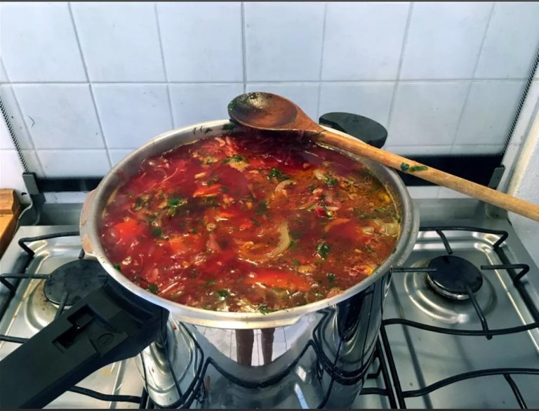 СЕКРЕТЫ ПРИГОТОВЛЕНИЯ САМОГО ВКУСНОГО БОРЩА