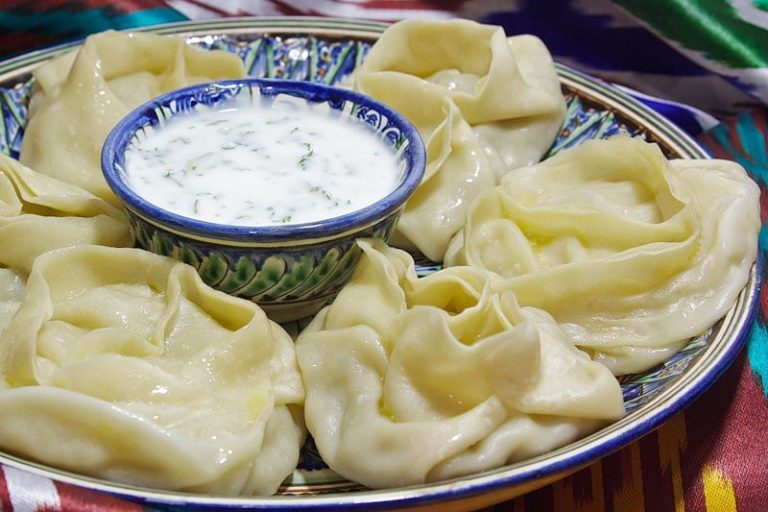 Манты с картошкой и фаршем: сытное блюдо для всей семьи. 6 РЕЦЕПТОВ