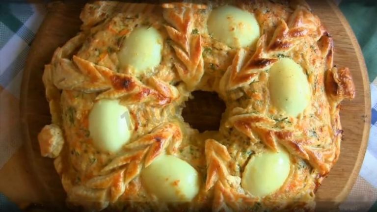 ПИРОГ ИЗ КУРИНОГО ФАРША РОЖДЕСТВЕНСКОЕ КОЛЬЦО