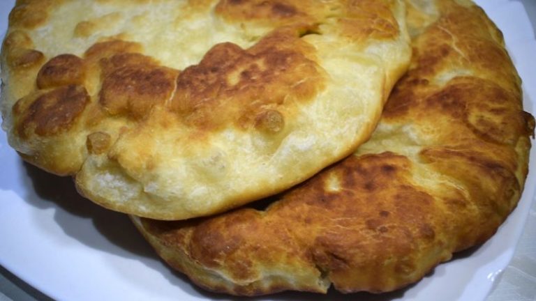 Пышные лепешки на кефире (коржики, пышки) Просто, по-домашнему