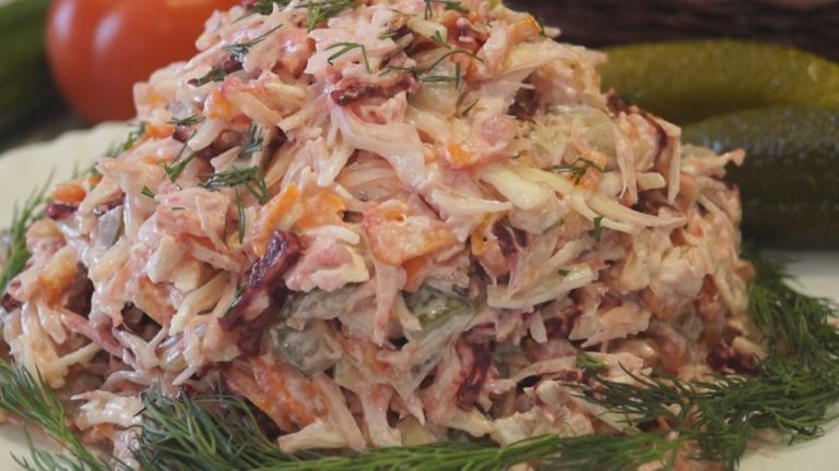 Салат «Бюджетный». Ооочень Вкусно, Просто и Недорого