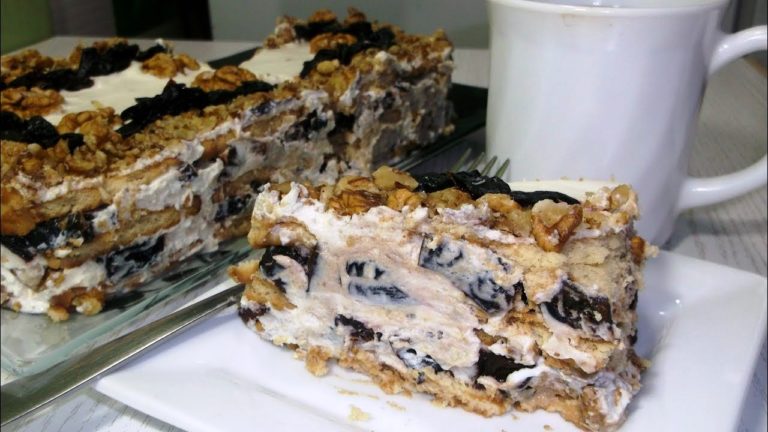 Быстрый и несложный. Торт без выпечки с черносливом и орехами