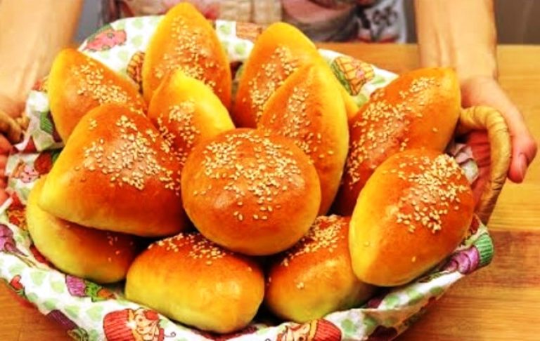 Пуховые пирожки с капустой и грибами. Самое вкусное тесто для несладких пирожков