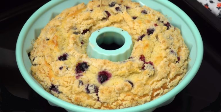 Восхитительно вкусный кекс за 5 минут, без миксера. Выпечка к чаю