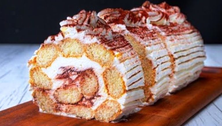 Без яиц и без выпечки. Рецепт вкусного Тирамису в виде рулета