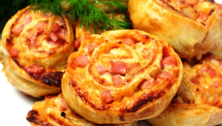 Булочки мини-пицца на скорую руку. Когда хочется чего то вкусненького