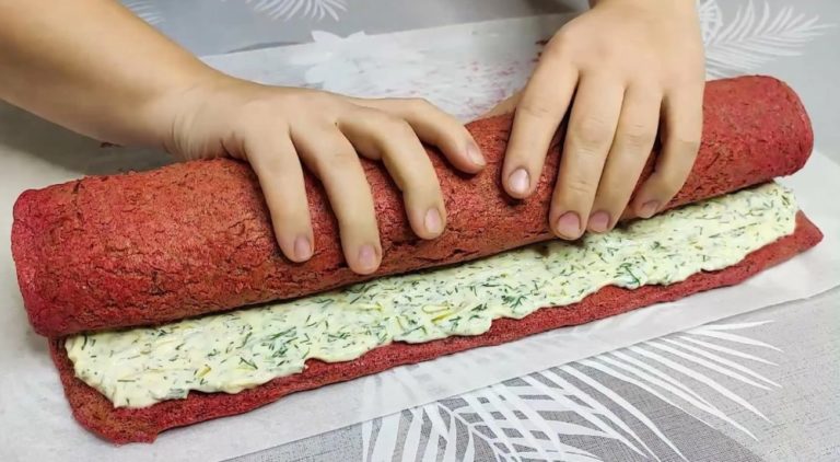 Каждый год готовлю эту закуску на праздничный стол. Разлетается на ура