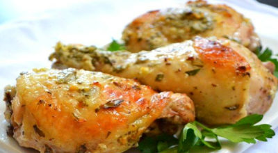 Курица по-гречески из духовки: идеальное блюдо для великолепного семейного ужина. Готовится практически само