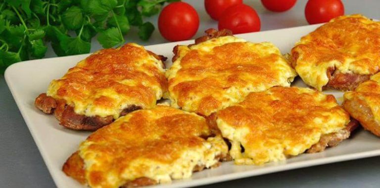Вот настоящий рецепт мяса по-французски.. Вкус просто обалденный