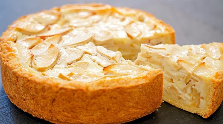Яблочный пирог вкуснее, чем торт: заливка, как крем