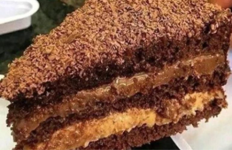Домашний торт на кипятке. Такой вкусный, что пальчики оближите