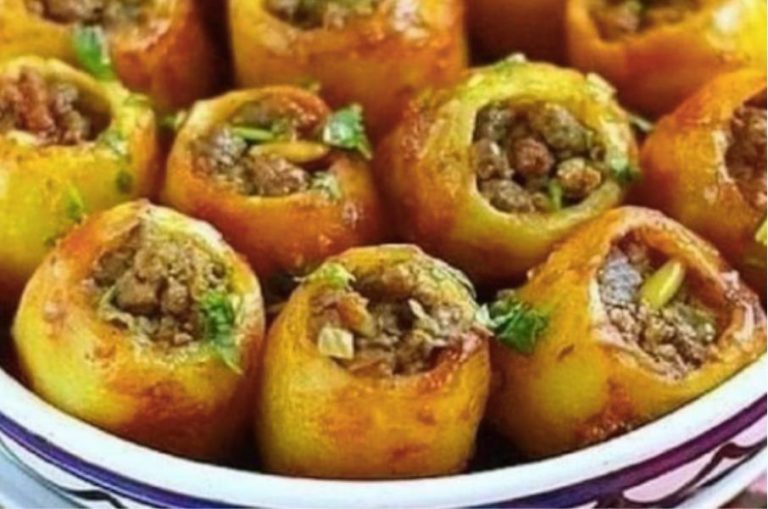 Эффектная и очень вкусная фаршированная картошка