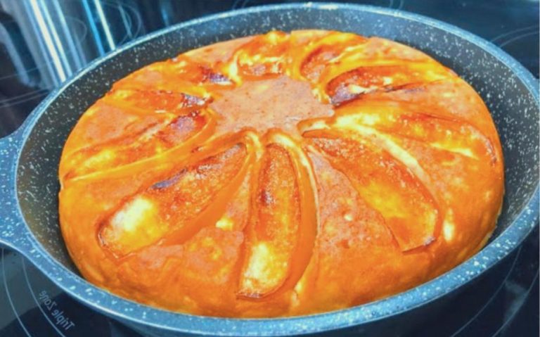 Пирог на сковородке за 15 минут. Вкусный и очень ароматный