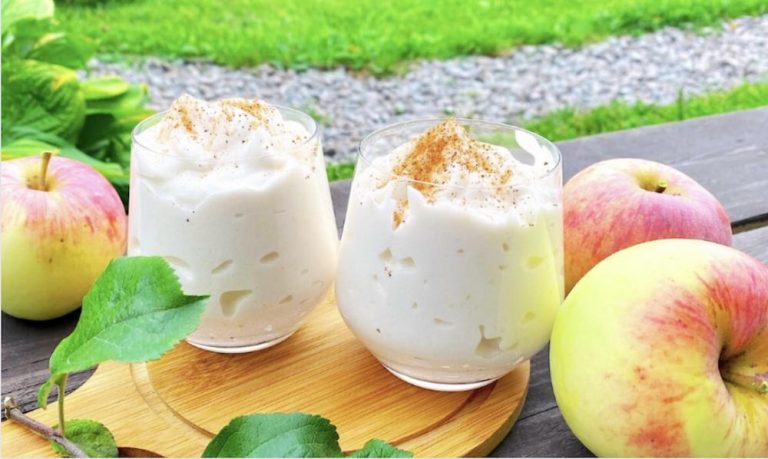 Взбитые яблоки: вкуснейший десерт без сливок и яиц. Бюджетно и очень нежно