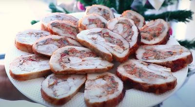 Праздничный шедевр из простых продуктов. Так курицу вы ещё не готовили