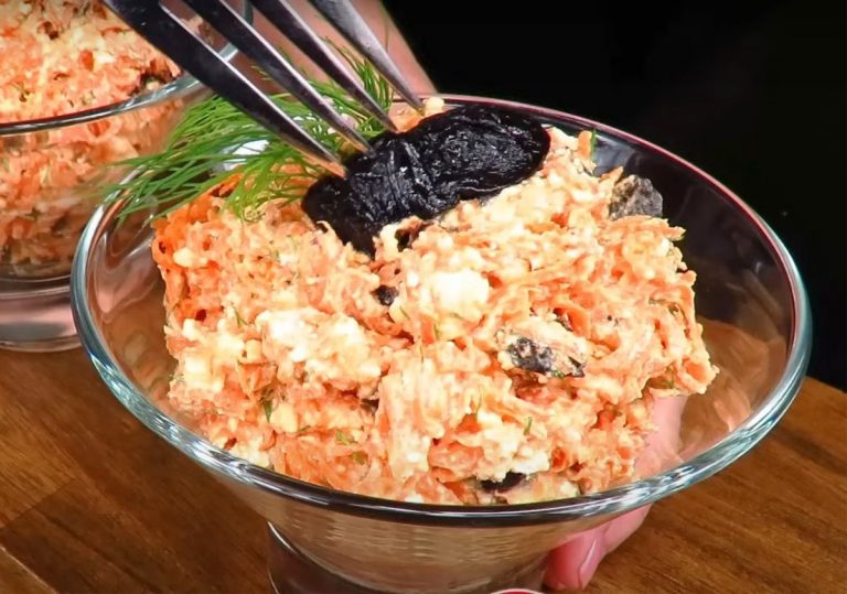 Необычный салат с морковью, творогом и черносливом. Вкусно и полезно: готовлю на ужин не задумываясь о последствиях