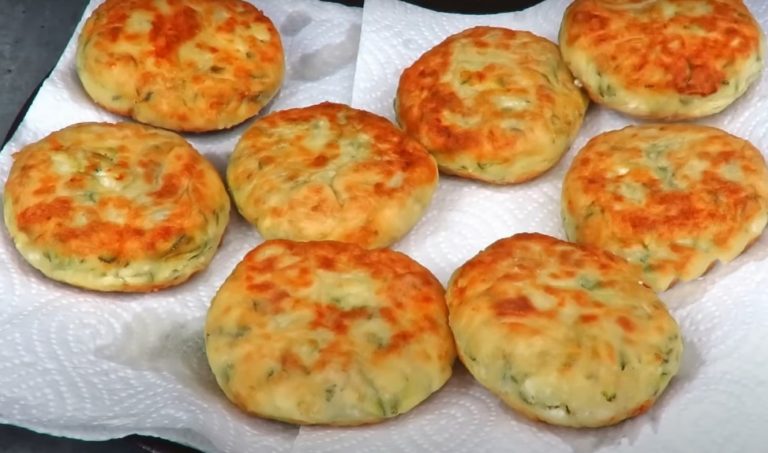 Сырники с кабачками на завтрак: нежные и вкусные. Летом готовлю только по этому рецепту